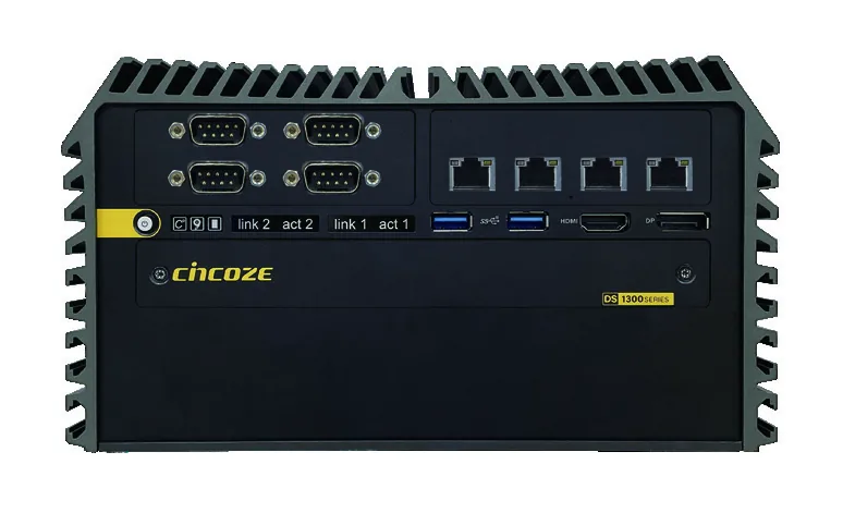 Mặt trước máy tính công nghiệp Cincoze DS-1300 với bốn cổng COM DB9, bốn cổng LAN RJ45, USB 3.0, HDMI và DisplayPort